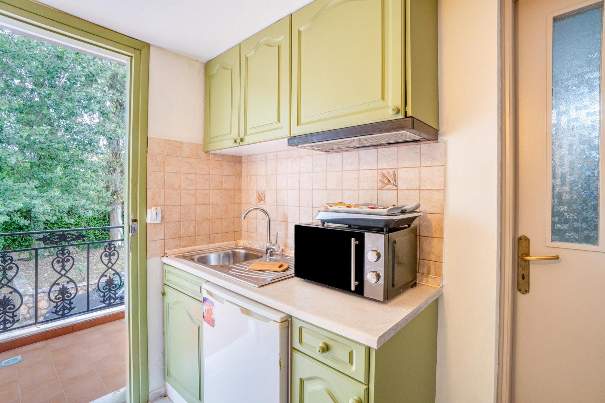 Corfu Club Maisonette 2 *